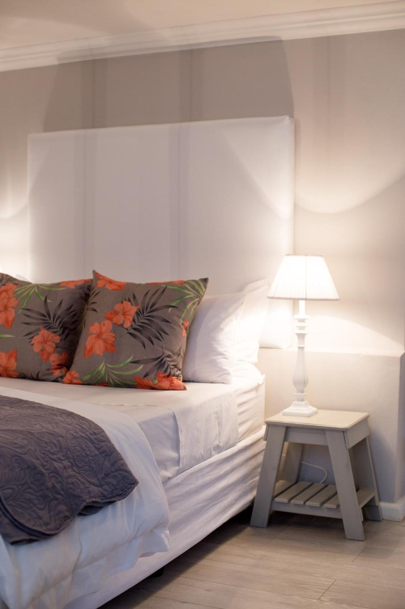 1926 Self Catering Apartment Piketberg ภายนอก รูปภาพ